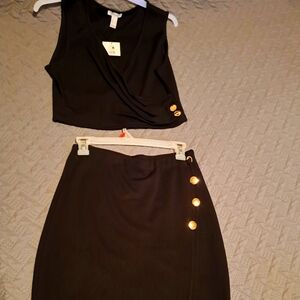 Woman's brand new 2 piece skirt and top.